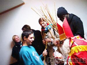 saintnicolas2003  13 